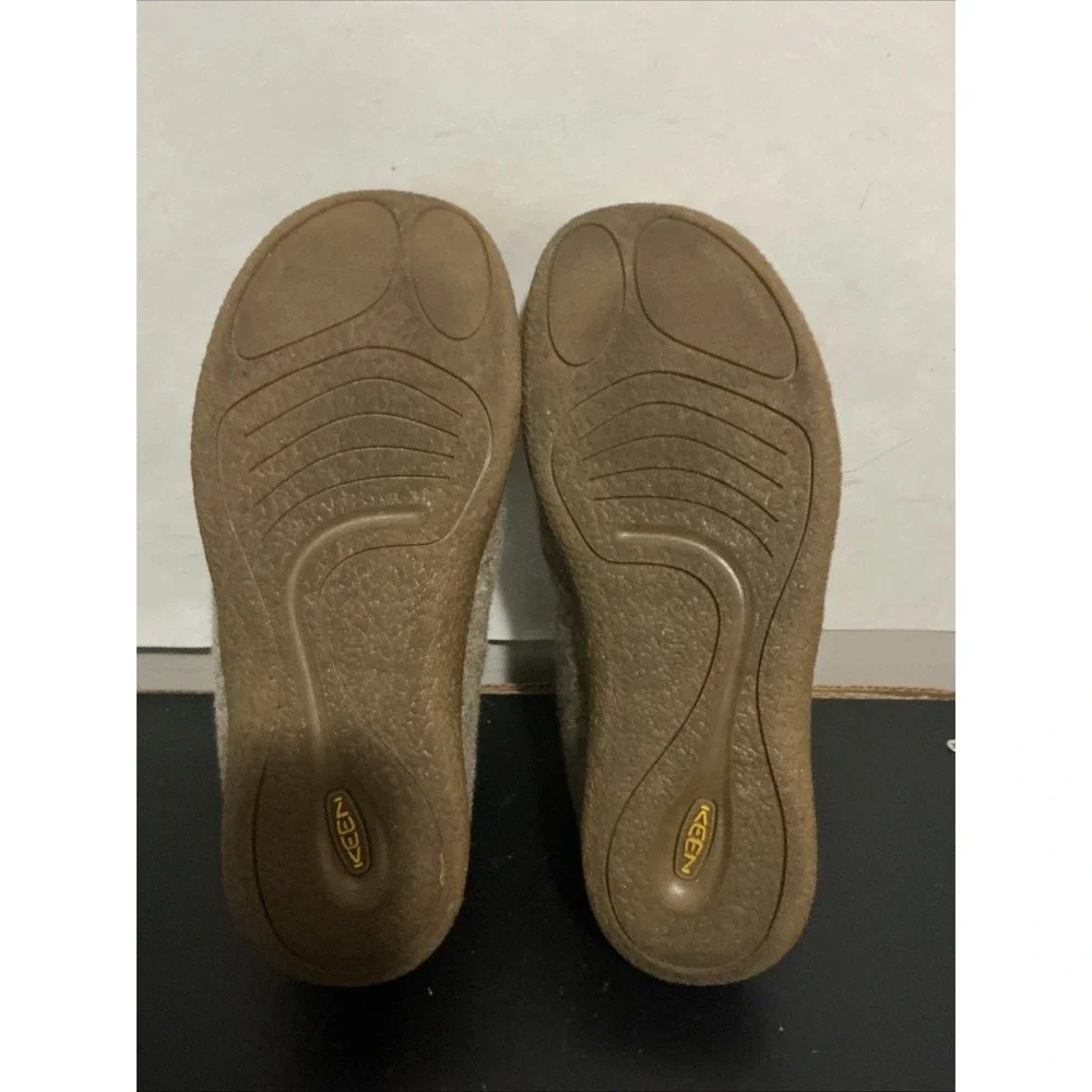 KEEN Mens Mosey Chukka Ankle Boot Taupe Felt Birch 10.5 1026806 Missing Insole